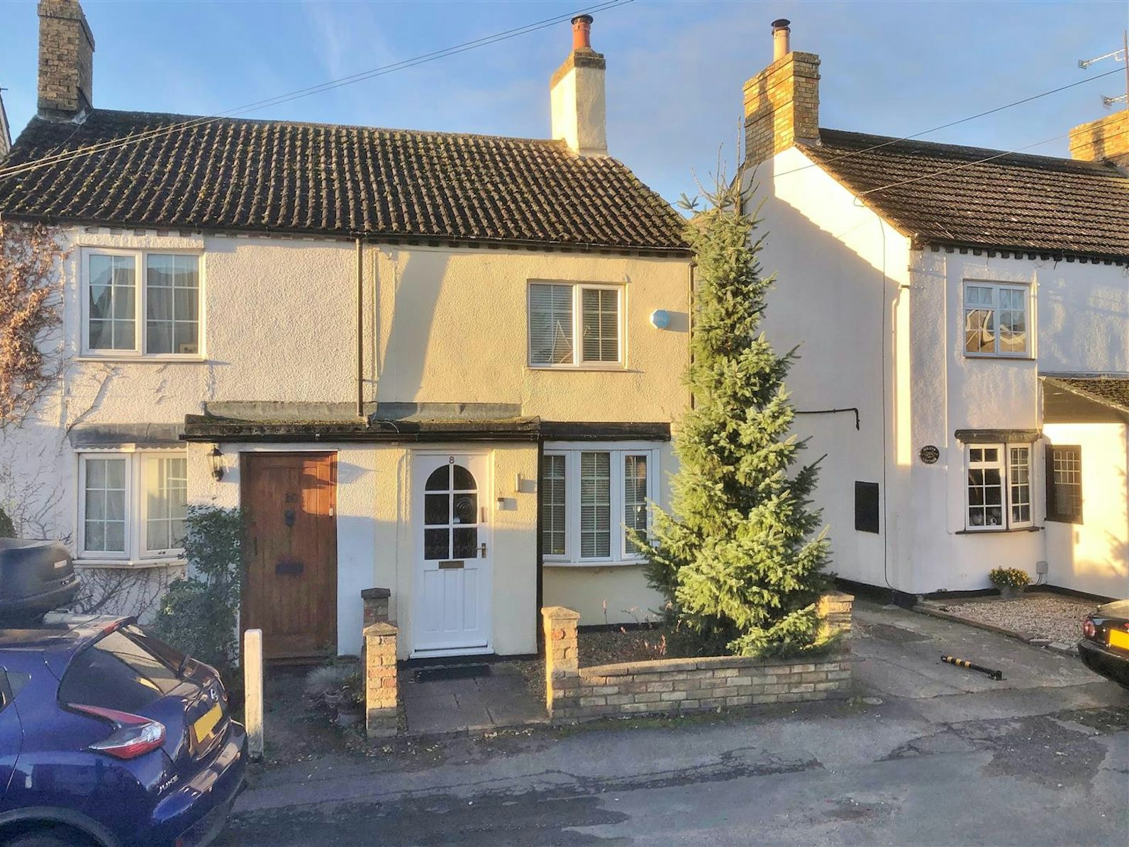 2 bedroom property for sale in lower stondon henlow - 315,000