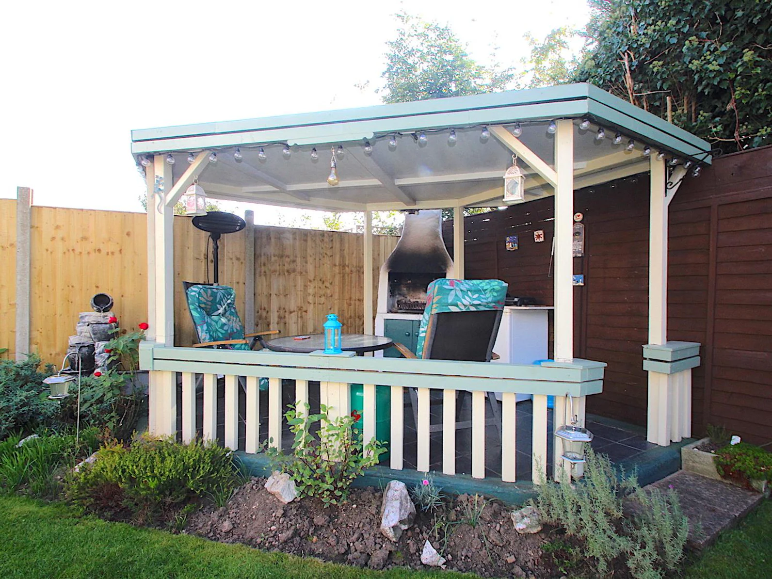 4 bedroom property for sale in leicester burley close 329 950