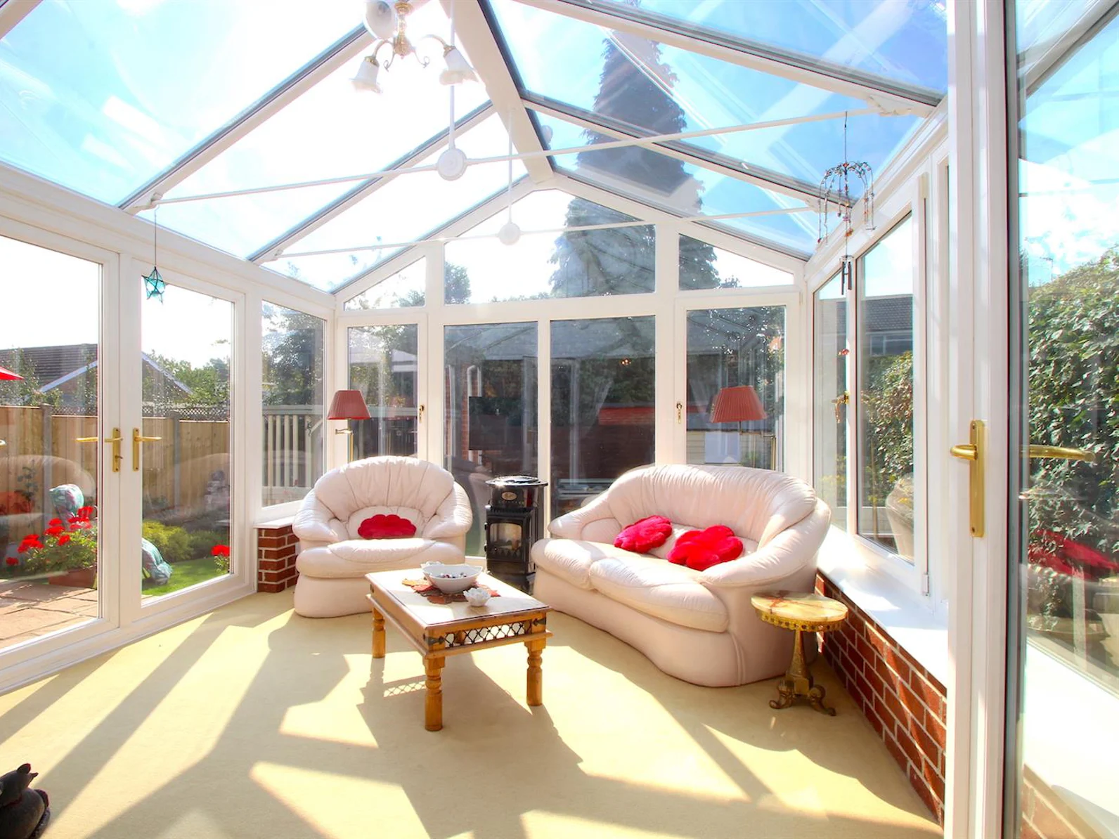 4 bedroom property for sale in leicester burley close 329 950