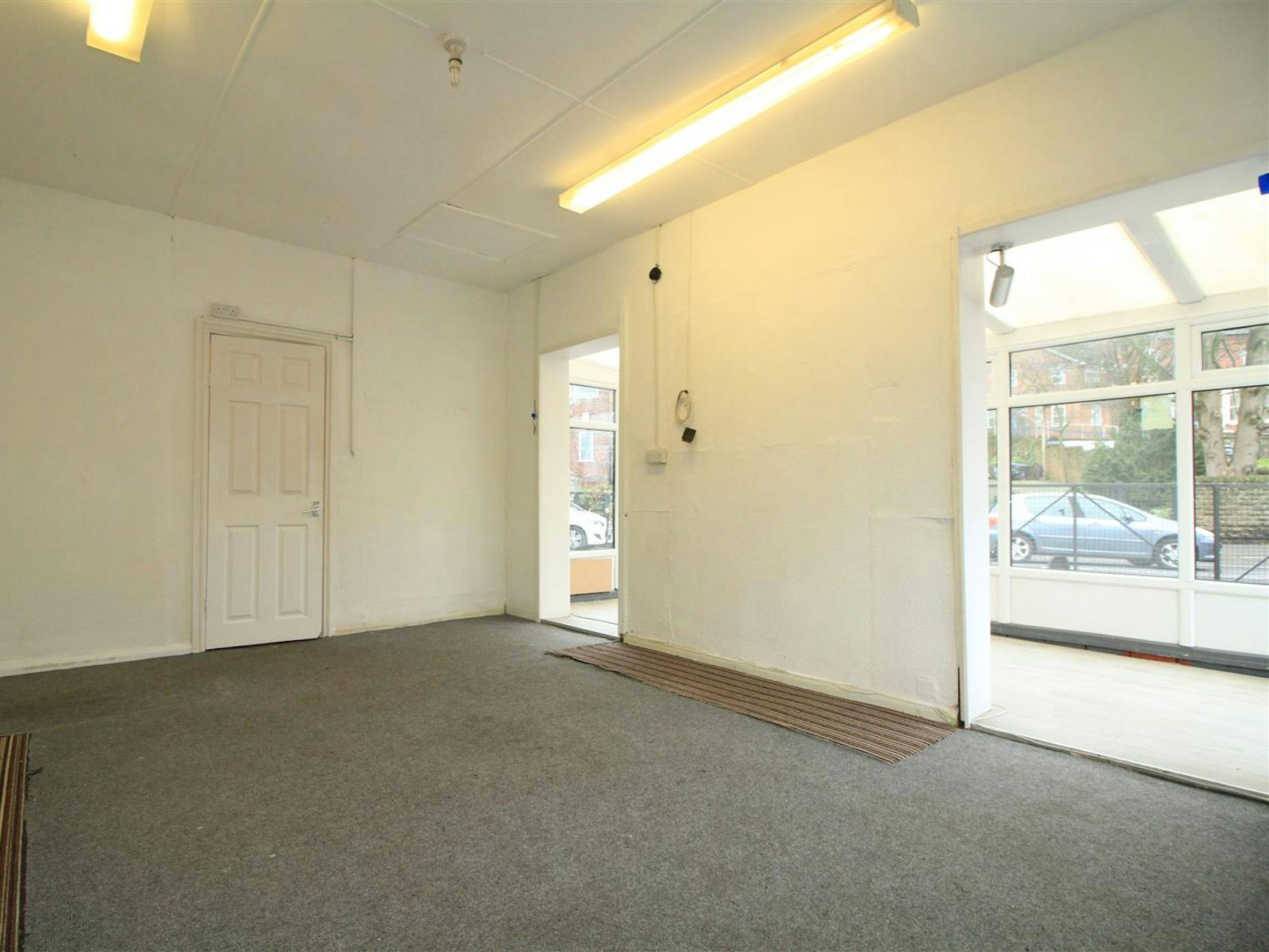 Commercial Property to rent on Highbury Road Bulwell, Nottingham, NG6
