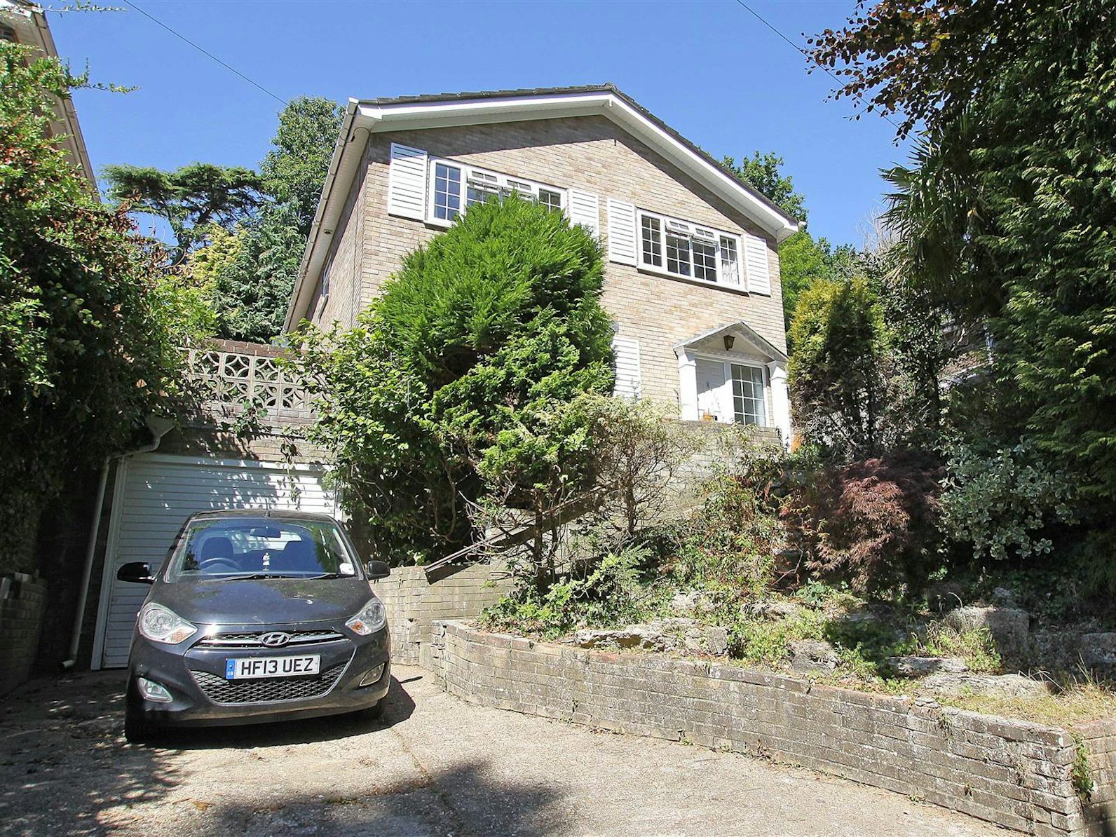 Detached house for sale on Georgian Way Bournemouth, BH10