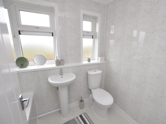 Gallery image #11 for Field Way, Newhall, Swadlincote