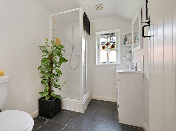Gallery image #7 for Charming Cottage in Church Close, Hose, LE14 4JJ