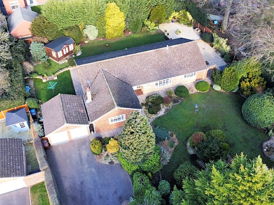 Overview image #1 for Hayes End, Desford, LE9