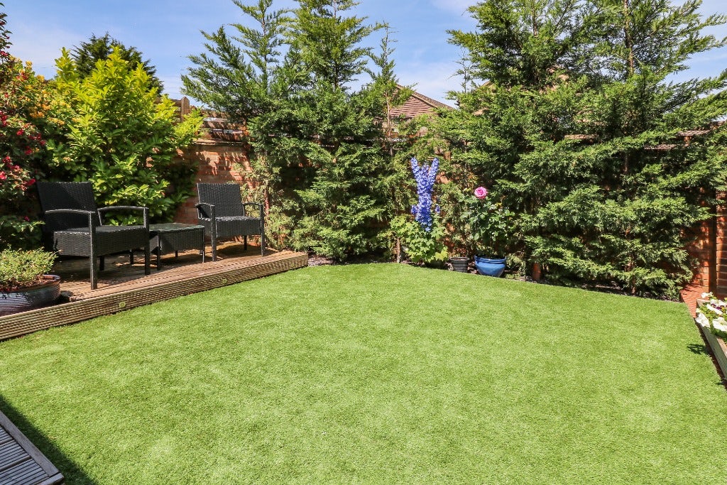 4 bedroom property for sale in ashford 380 000