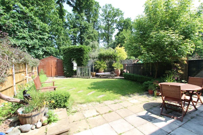Gallery image #8 for Bardolphs Close, Chazey Heath, Reading, RG4