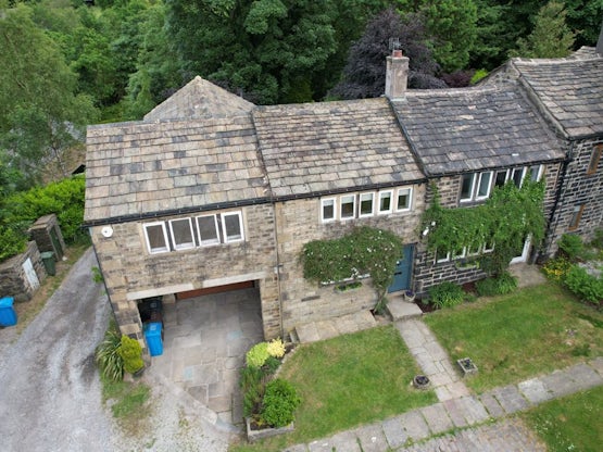 Overview image #2 for Shaws, Uppermill, Saddleworth, OL3