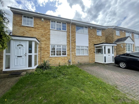 Overview image #1 for Oving Close, Wigmore, Luton, LU2
