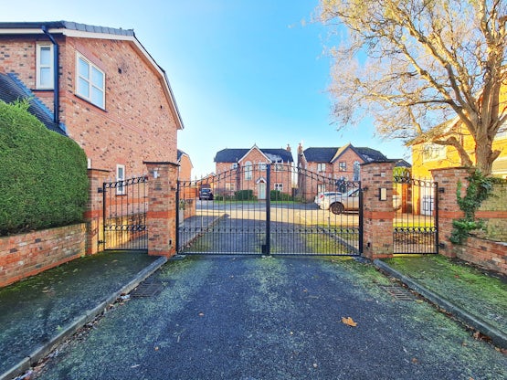Overview image #2 for High Gates, Sale, M33