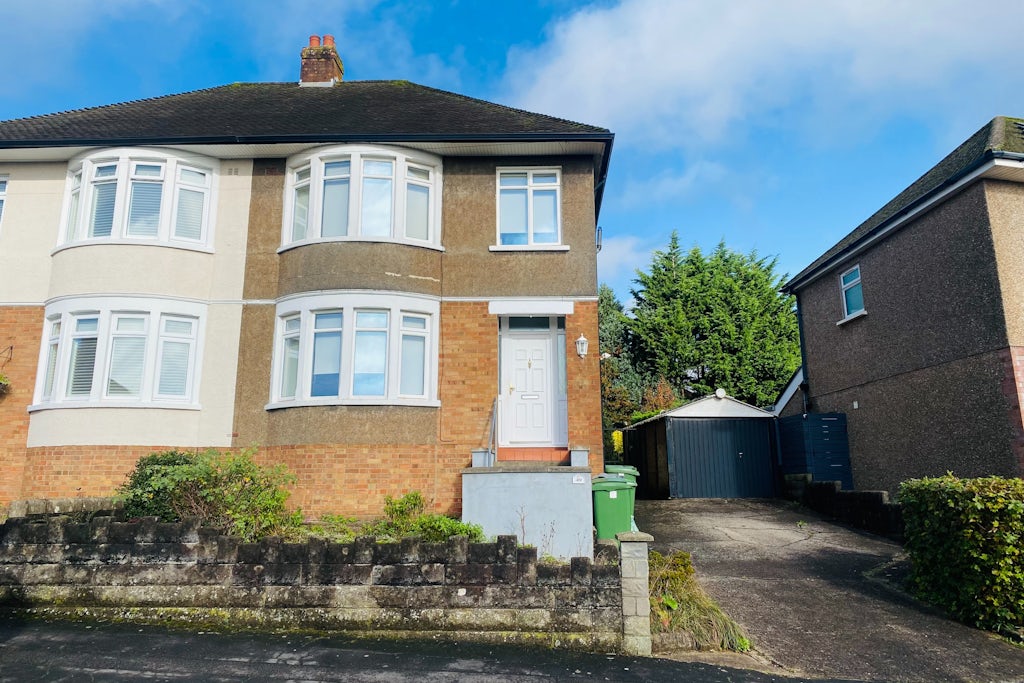 3 Bedroom Property For Sale in Cardiff
