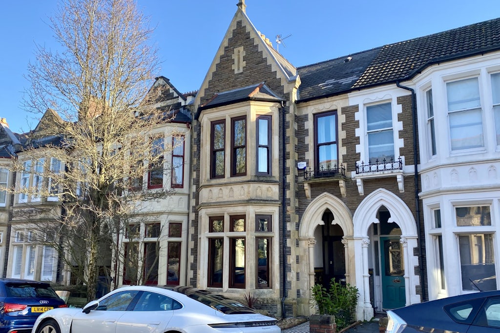 5 Bedroom Property For Sale in Cardiff