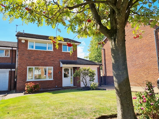 Overview image #1 for Portford Close, Macclesfield, SK10