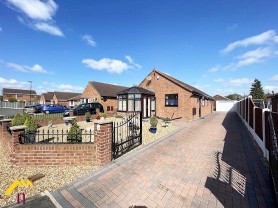 Overview image #1 for Broadwater Drive, Dunscroft, Doncaster, DN7