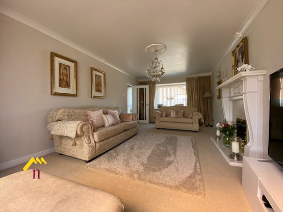 Overview image #3 for South End, Thorne, Doncaster, DN8