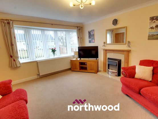Overview image #3 for Warwick Close, Hatfield Woodhouse, Doncaster, DN7