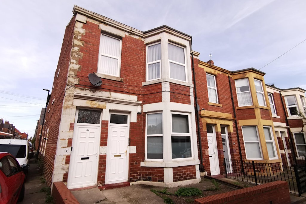 4 Bedroom Property To Let in Newcastle upon Tyne