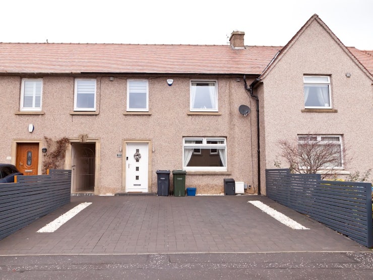 Property Image 1 for Drum Brae Terrace P738 Clermiston Edinburgh