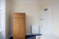 Thumbnail #10 for Longstone Road