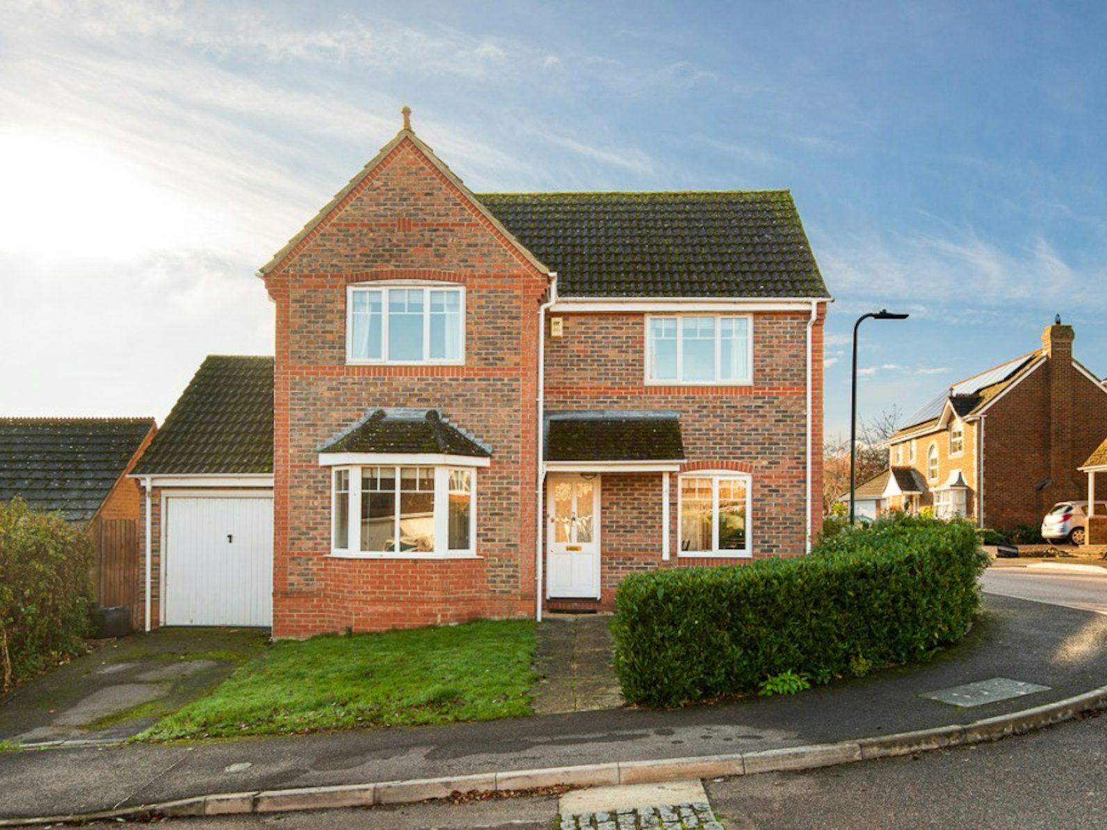 Detached House for sale on Wansey Gardens Newbury, RG14
