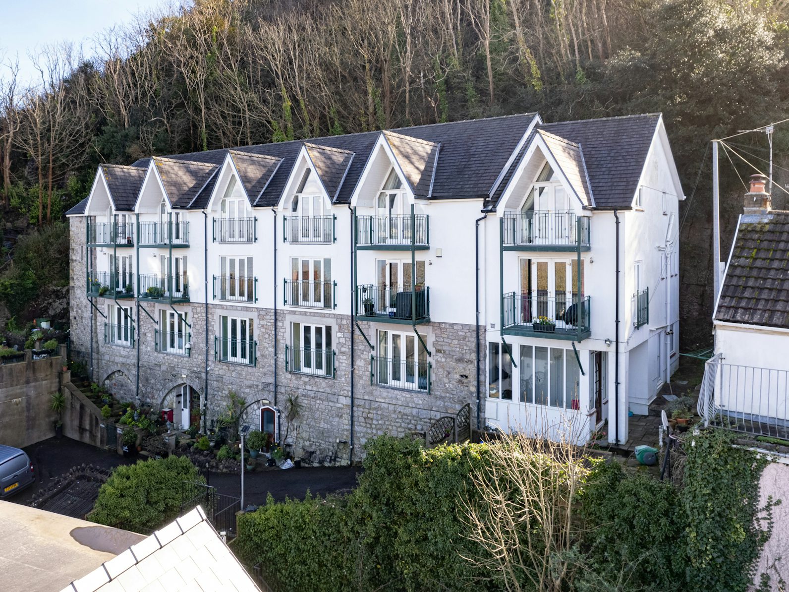 Serviced Apartment for sale on The Boathouse 642a - 642b Mumbles Road Mumbles, Swansea, SA3