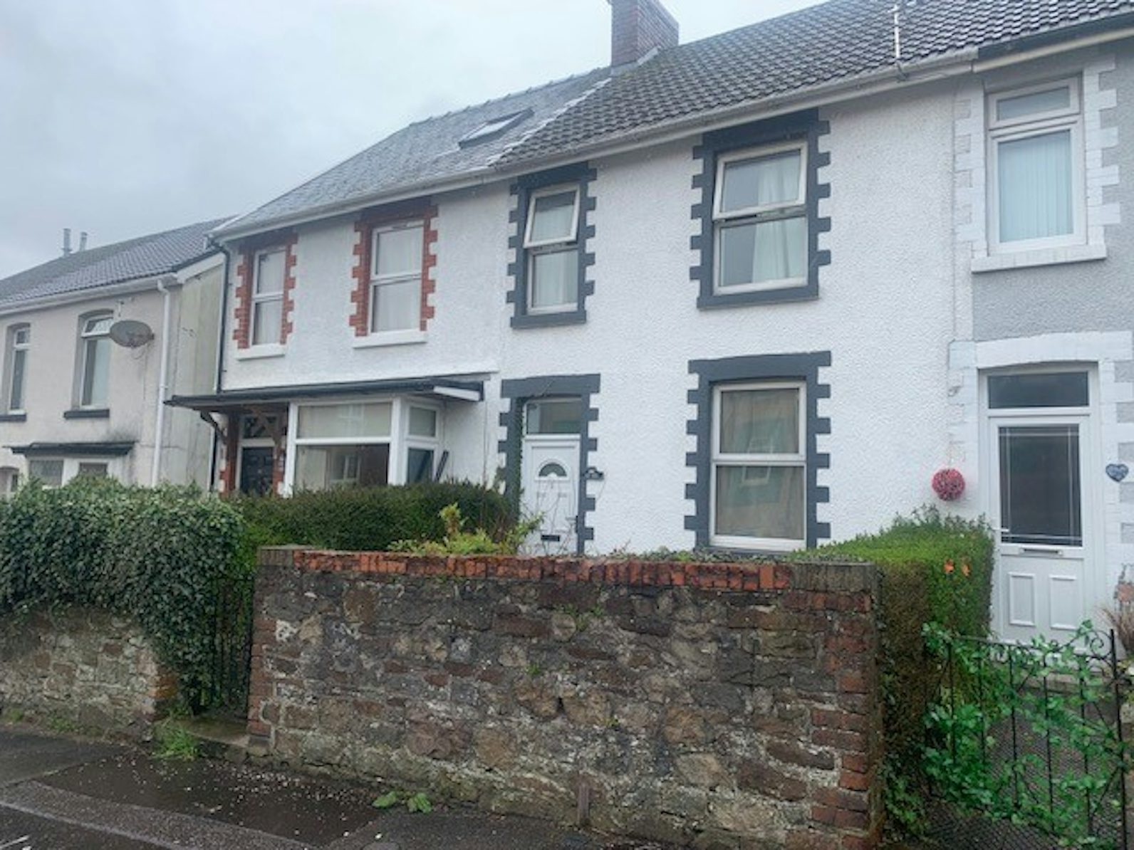 Terraced House for sale on Tycoch Road Tycoch, Swansea, SA2