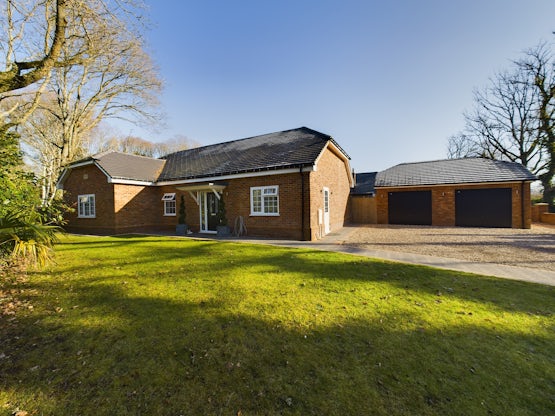 Overview image #2 for Church Brook, Tadley, RG26