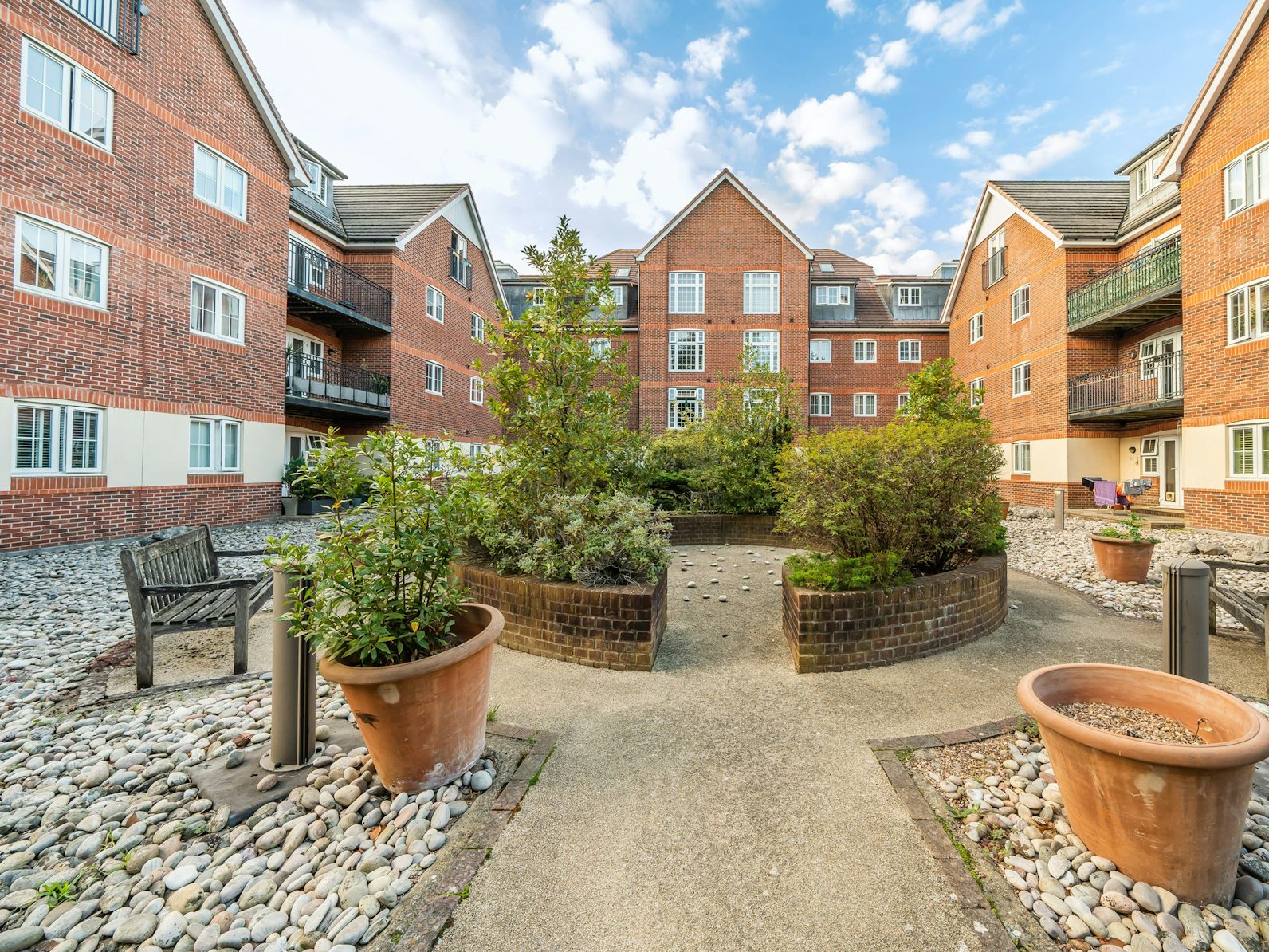Flat for sale on 283 London Road Camberley, GU15