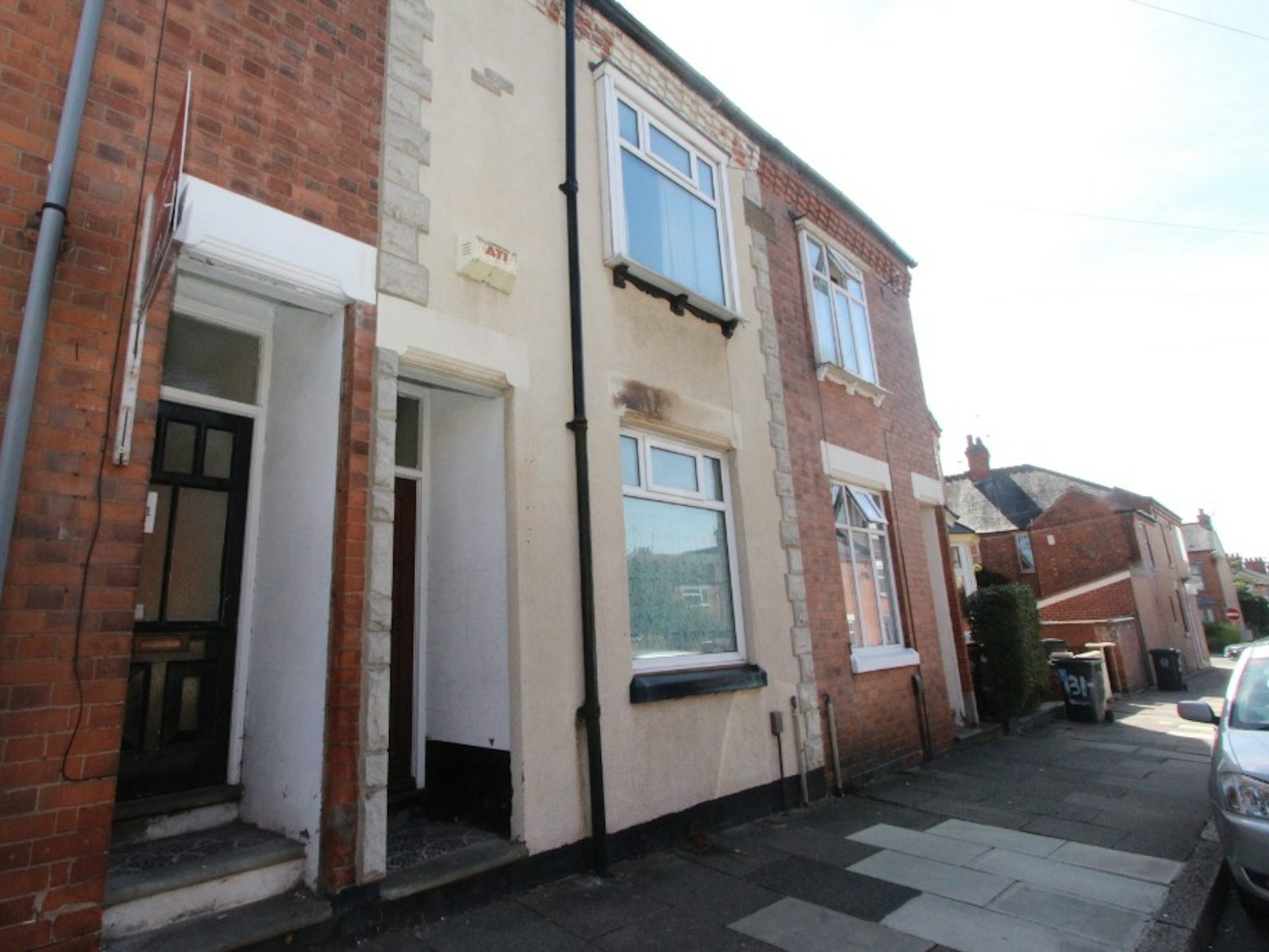 Terraced House to rent on Howard Road Clarendon Park, Leicester, LE2