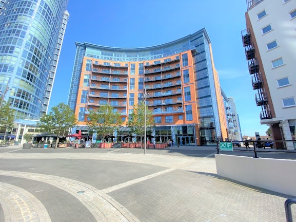 Gallery image #1 for The Crescent Building, Gunwharf Quays, Portsmouth, PO1