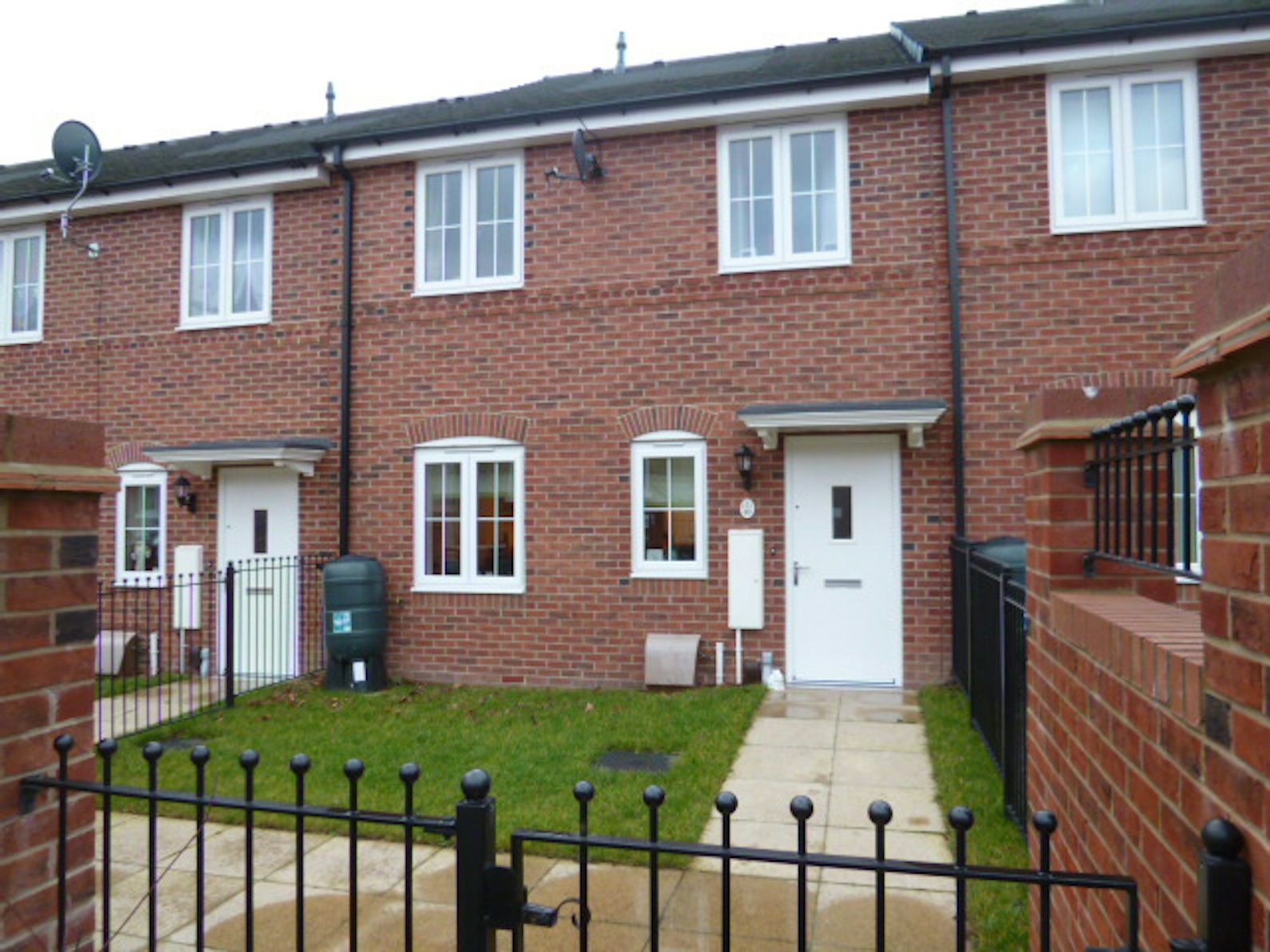 Town House to rent on Cooper Street Hyde Park, Doncaster, DN4