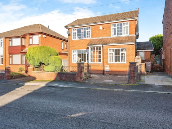 Overview image #1 for Gorsey Brow Close, Billinge, WN5