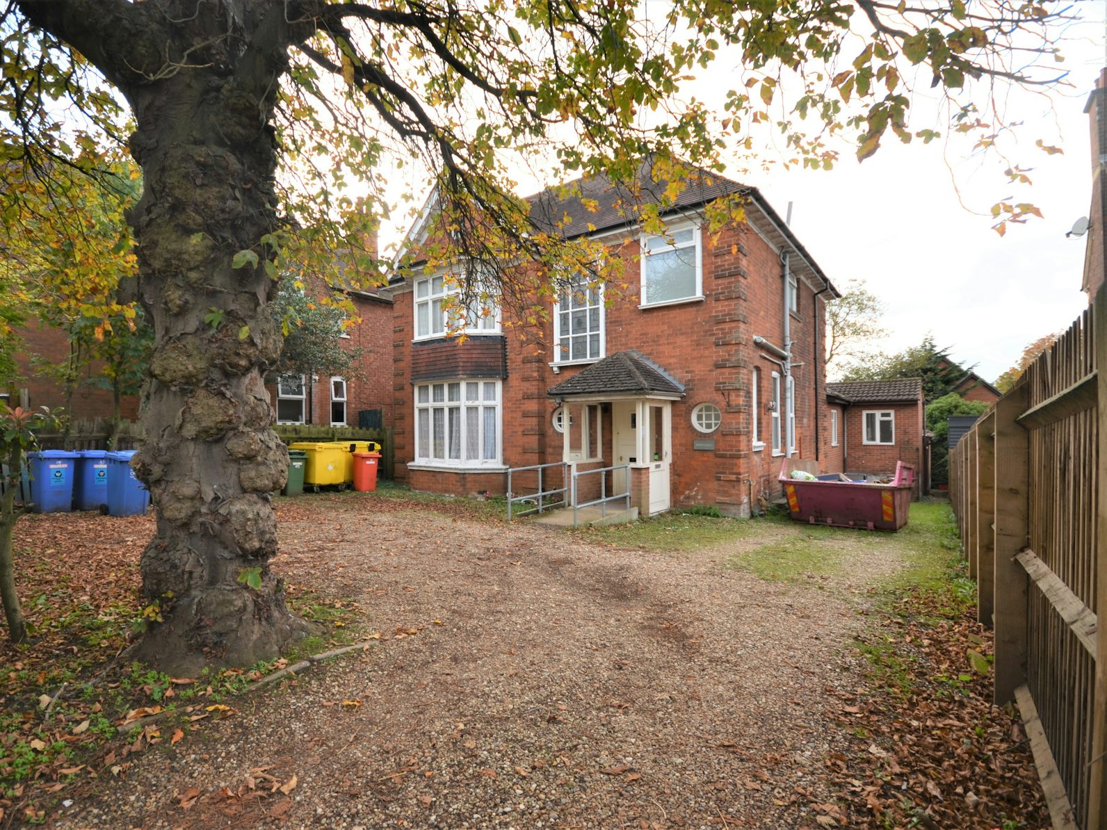 Detached House for sale on Rockingham Road Kettering, NN16