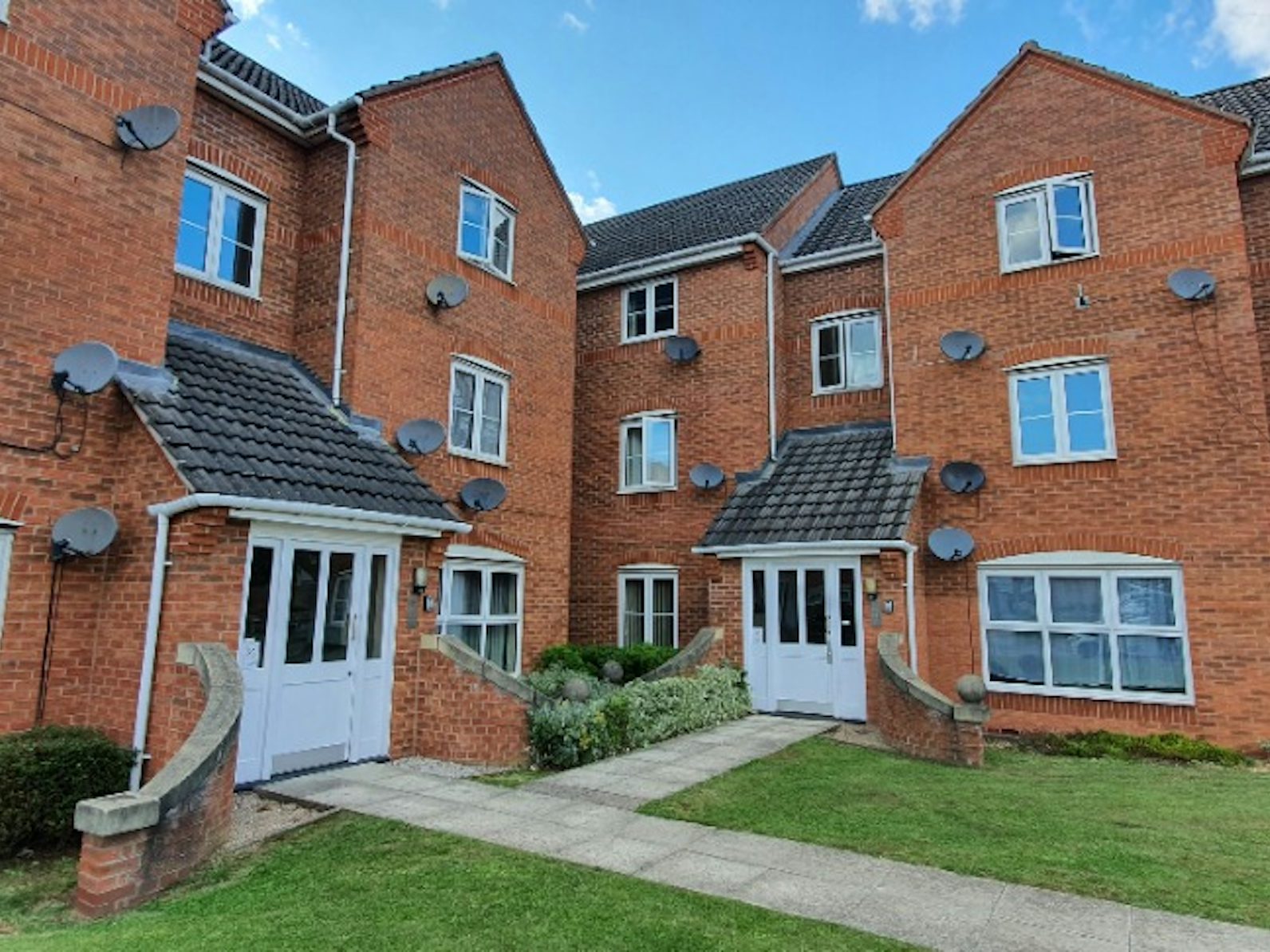 Flat to rent on Firedrake Croft Coventry, CV1