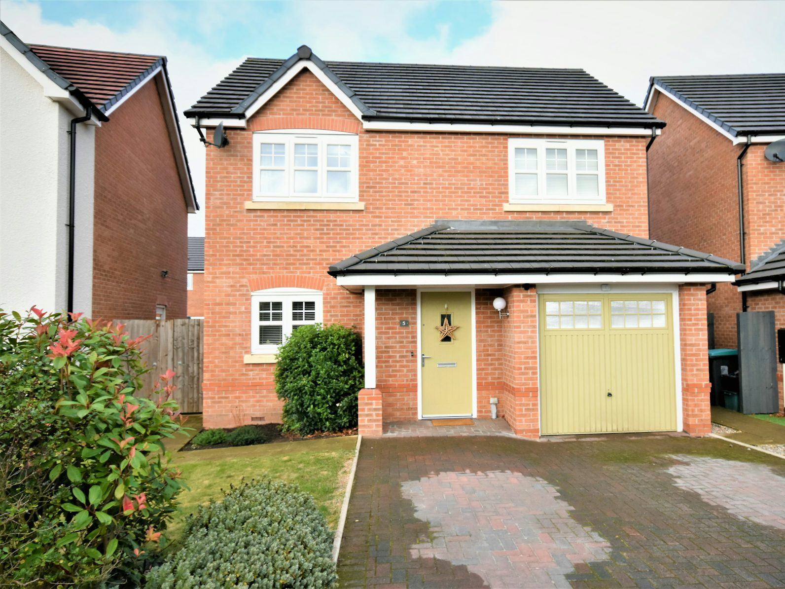 Detached House for sale on Llys Y Groes Wrexham, LL13