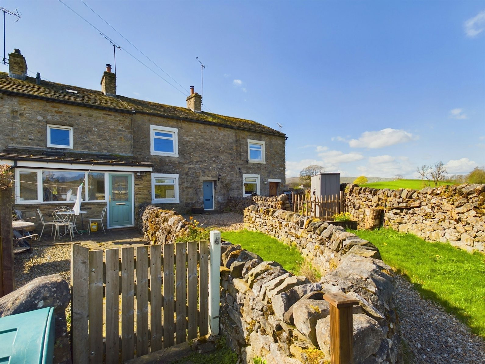 Cottage to rent on Hallgarth Airton - North Yorkshire, BD23