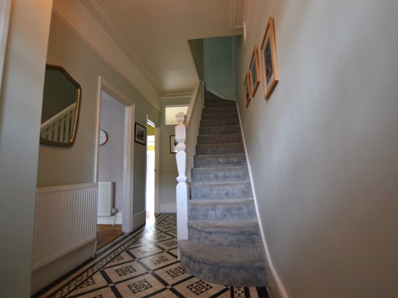 Gallery image #2 for Burford Gardens, Palmers Green, London, N13