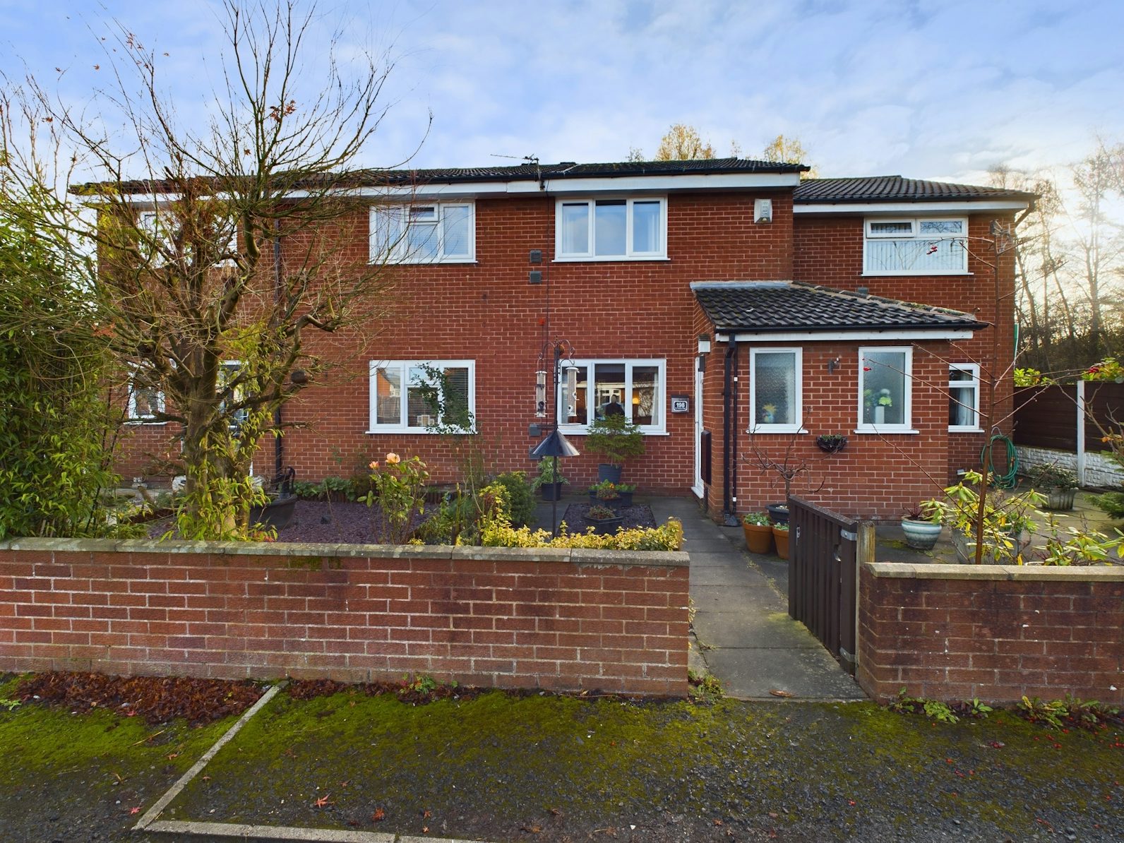 Mews House for sale on St Peters Way Warrington, WA2