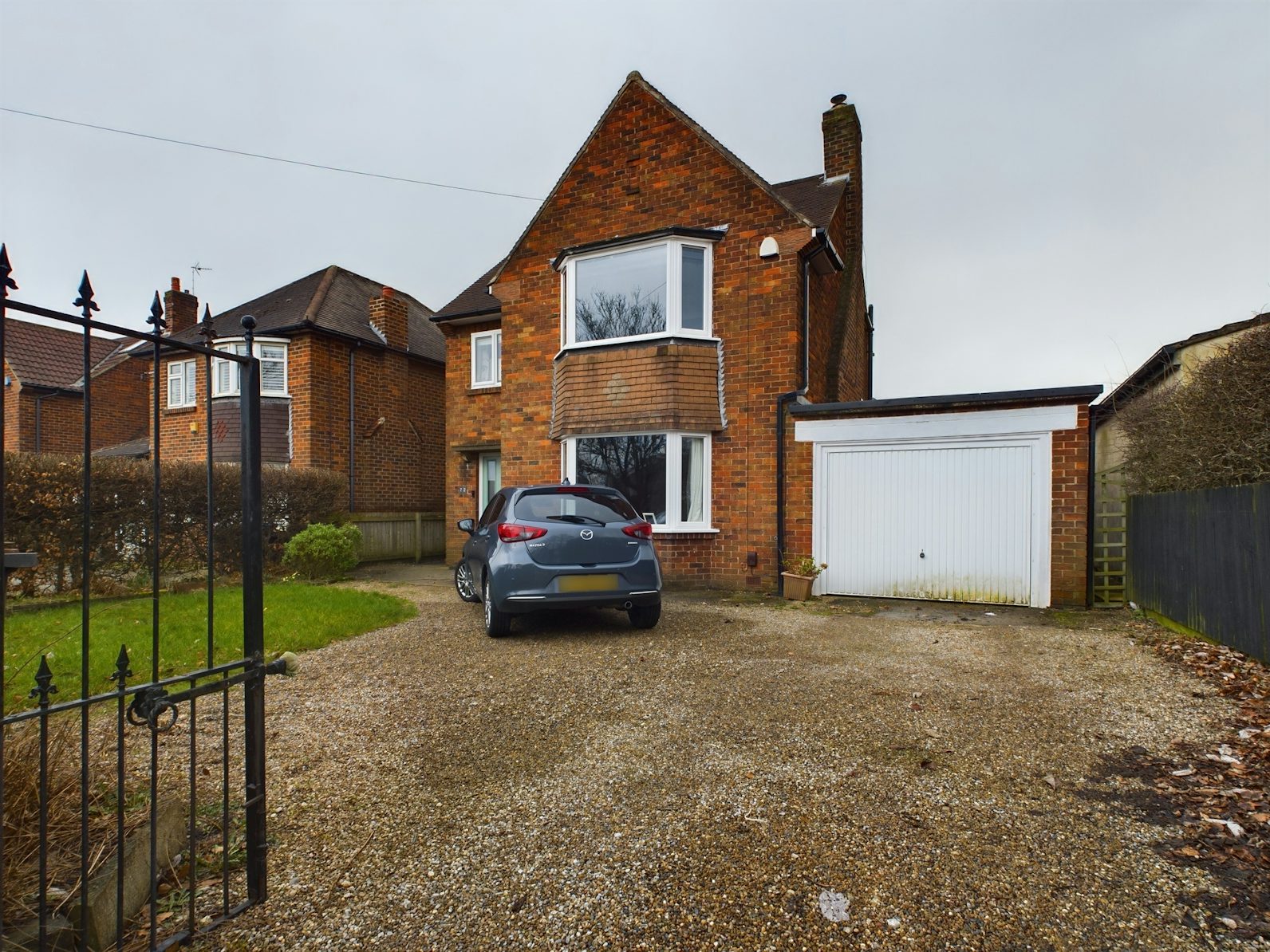 Detached House to rent on Hookstone Chase Harrogate, HG2