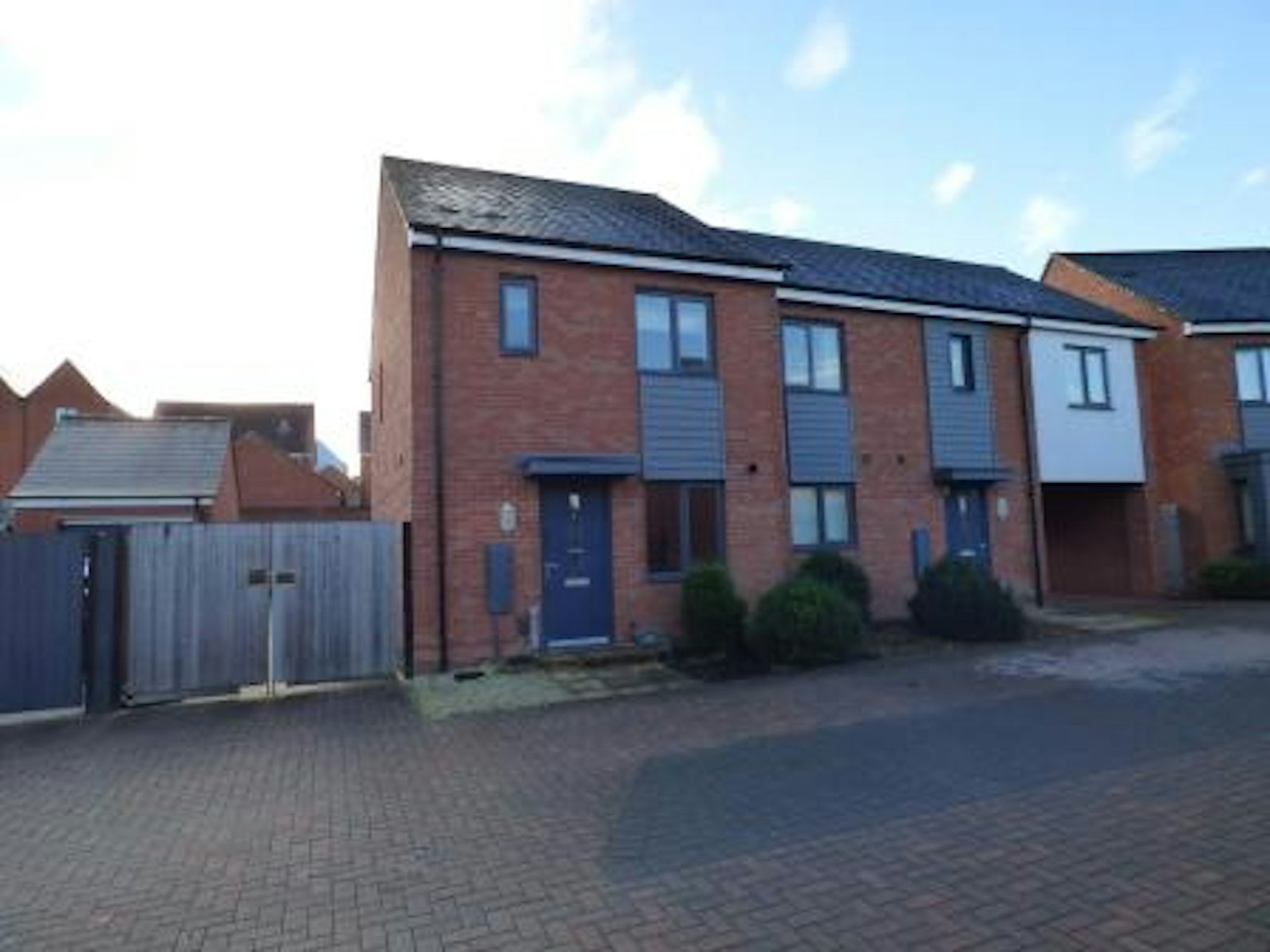 Semi-detached House to rent on Symon Fold Lawley, Telford, TF3