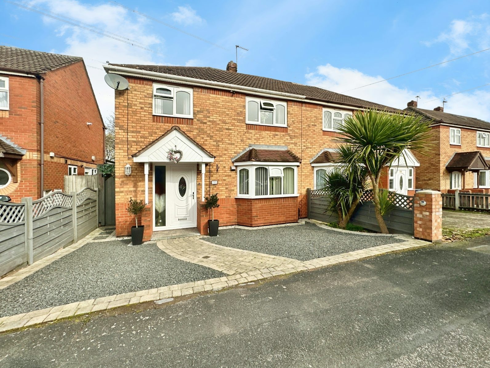 Semi-detached House for sale on Chester Road West Bromwich, B71