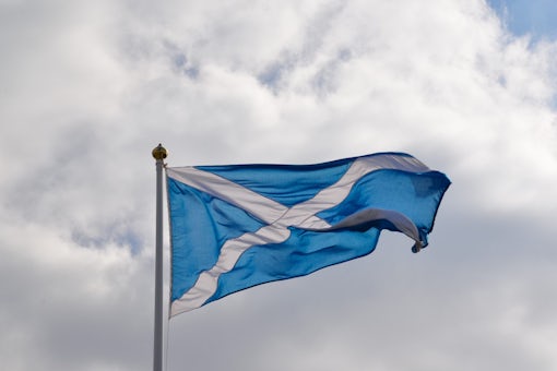 scotland-flag-against-a-cloudy-sky-2022-10-31-08-00-56-utc