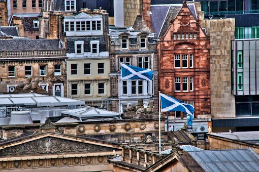 View of the buildings in Edinburgh