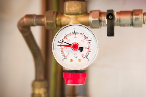 Central heating pressure gauge in UK home